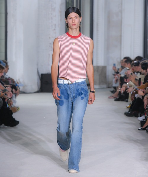 MASU（エムエーエスユー）の「"MASU BOYS" EMBLEM BELL-BOTTOM JEANS（デニムパンツ・メンズ・インディゴブルー/ブラック・46/44）」の4枚目の写真