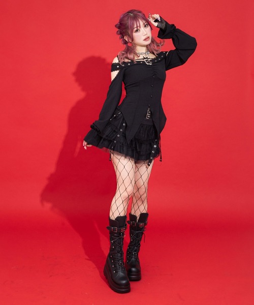 Diable baiser(ディアブルベーゼ)の「サブカルギャル肌魅せブラウス(Tシャツ/カットソー・レディース・ブラック・FREE)」の3枚目の写真