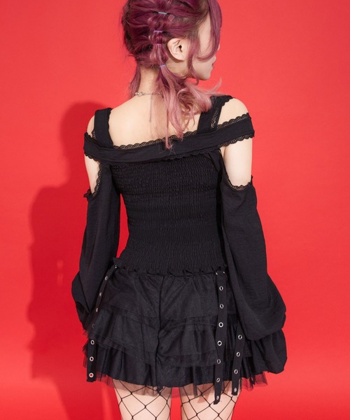 Diable baiser(ディアブルベーゼ)の「サブカルギャル肌魅せブラウス(Tシャツ/カットソー・レディース・ブラック・FREE)」の4枚目の写真