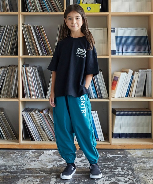 GENERATOR（ジェネレーター）の「GENERATOR/ジェネレーター ナイロン裾ゴムパンツ（その他パンツ・キッズ・パープル/グリーン/ライム/ブルー/ブラック/サックスブルー・XL/L/M）」の9枚目の写真