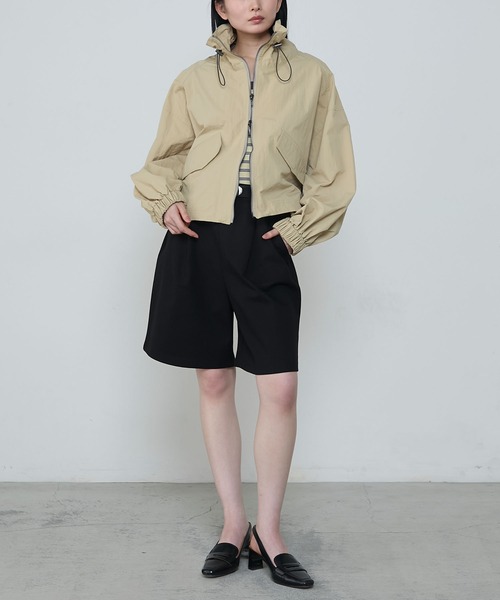 le ELMi（ルエルミ）の「Nylon grosgrain water-repellent short blouson / ナイロン ダブルジップ 撥水加工ショートブルゾン【セットアップ対応】（ブルゾン・レディース・ネイビー/ベージュ/ホワイト・FREE）」の14枚目の写真