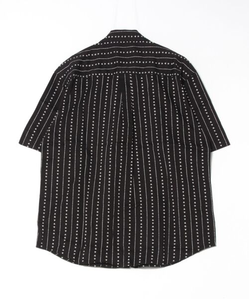 Carhartt WIP(カーハートダブリューアイピー)の「Carhartt WIP/カーハートダブリューアイピー 半袖シャツ 総柄 ショートスリーブドリューシャツ S/S DREWE SHIRT I034537(シャツ/ブラウス・メンズ・インディゴブルー/ブラック・M/L/XL)」の5枚目の写真