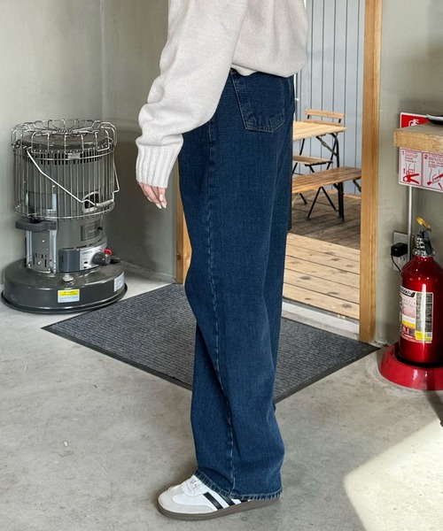 LE MORE(リモア)の「オーバルデニムパンツ(デニムパンツ・レディース・ライトブルー/ブルー・FREE)」の6枚目の写真
