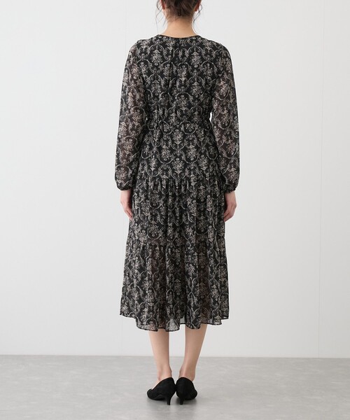 Jayro（ジャイロ）の「プリントウエストしぼりワンピース（ワンピース・レディース・ブラック/オフホワイト/ブルー・FREE）」の12枚目の写真