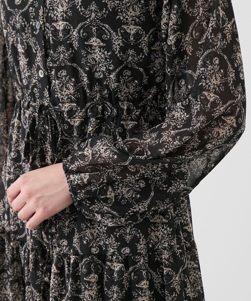 Jayro（ジャイロ）の「プリントウエストしぼりワンピース（ワンピース・レディース・ブラック/オフホワイト/ブルー・FREE）」の14枚目の写真