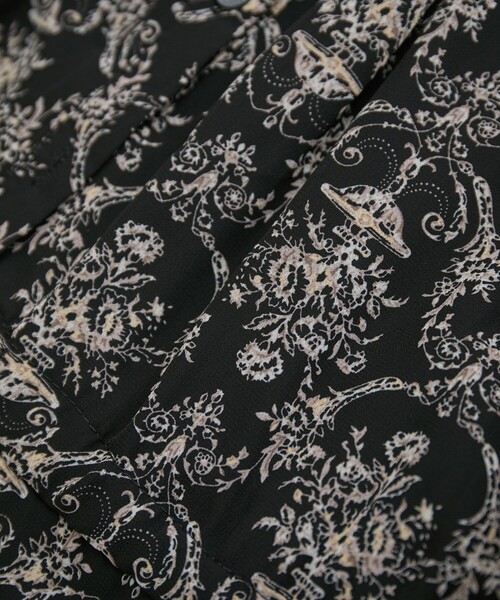 Jayro（ジャイロ）の「プリントウエストしぼりワンピース（ワンピース・レディース・ブラック/オフホワイト/ブルー・FREE）」の6枚目の写真