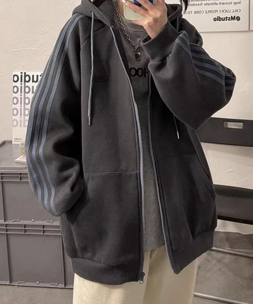 MEMECLE(メメクル)の「【 MEMECLE / メメクル 】オーバーサイズ サイドラインジップアップパーカー(パーカー・レディース・アイボリー/ブルー/ピンク/チャコール・FREE)」の3枚目の写真