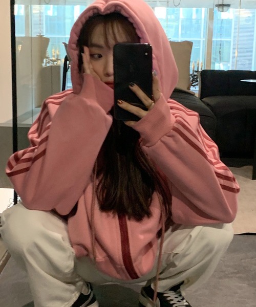 MEMECLE(メメクル)の「【 MEMECLE / メメクル 】オーバーサイズ サイドラインジップアップパーカー(パーカー・レディース・アイボリー/ブルー/ピンク/チャコール・FREE)」の13枚目の写真