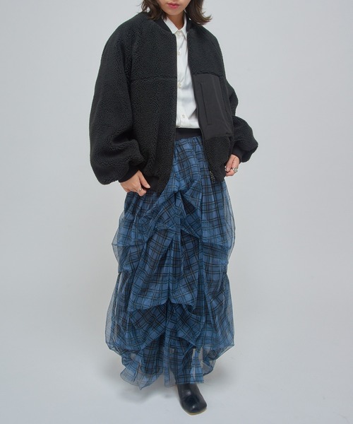 VACHEMENT（ヴァシュモン）の「【VACHEMENT】リサイクルシェルタフタ×ボア ボンバージャケット VL-07-203（ダウンジャケット/コート・レディース・ブラック/カーキ・FREE）」の13枚目の写真