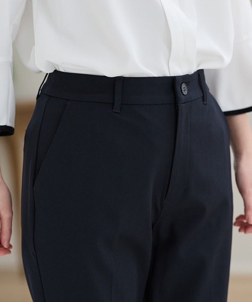 Honeys（ハニーズ）の「【抗菌防臭】クロップドパンツ（スラックス・レディース・ネイビー/アイボリー/ブラック/杢グレー・3L/L/LL/M/S/SS）」の11枚目の写真
