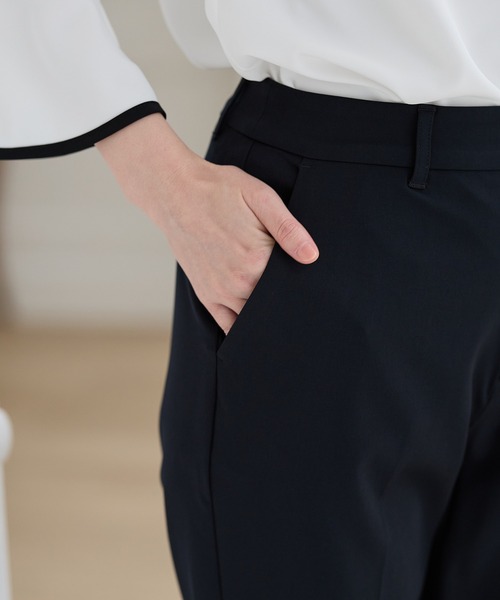 Honeys（ハニーズ）の「【抗菌防臭】クロップドパンツ（スラックス・レディース・ネイビー/アイボリー/ブラック/杢グレー・3L/L/LL/M/S/SS）」の13枚目の写真