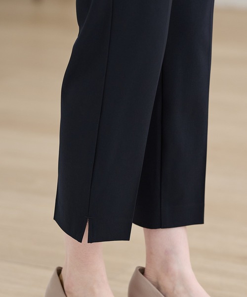 Honeys（ハニーズ）の「【抗菌防臭】クロップドパンツ（スラックス・レディース・ネイビー/アイボリー/ブラック/杢グレー・3L/L/LL/M/S/SS）」の15枚目の写真