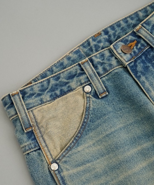 PUBLIC TOKYO（パブリックトウキョウ）の「【完売間近】REBELL BOTTOM JEAN（デニムパンツ・レディース・ライトブルー/ブルー・1/2）」の16枚目の写真