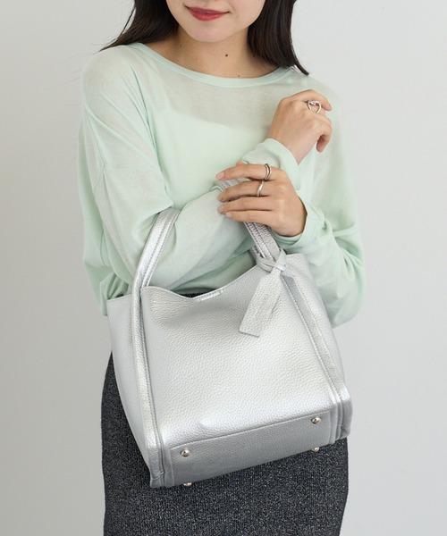 cache cache(カシュ カシュ)の「【cache cache】ミニショルダー付ソフトレザー 調ミニバッグ(ショルダーバッグ・レディース・キャメル/ライトグリーン/アイボリー/ブラック/ライトブルー/ネイビー/ダークグレー/ゴールド/ベージュ/オフホワイト/シルバー/ホワイト/ベージュ系その他2/ブラウン・FREE)」の13枚目の写真