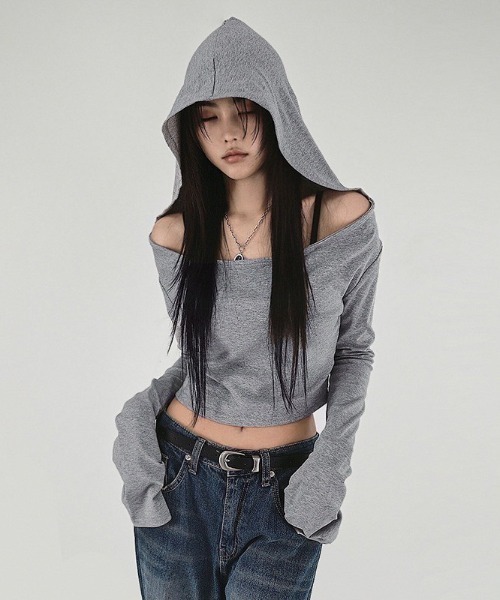 VIBGYOR(ヴィブジョー)の「【LAMPOON】オフショルダーカットパーカー(パーカー・レディース・グレー・MEDIUM/SMALL/LARGE)」の4枚目の写真