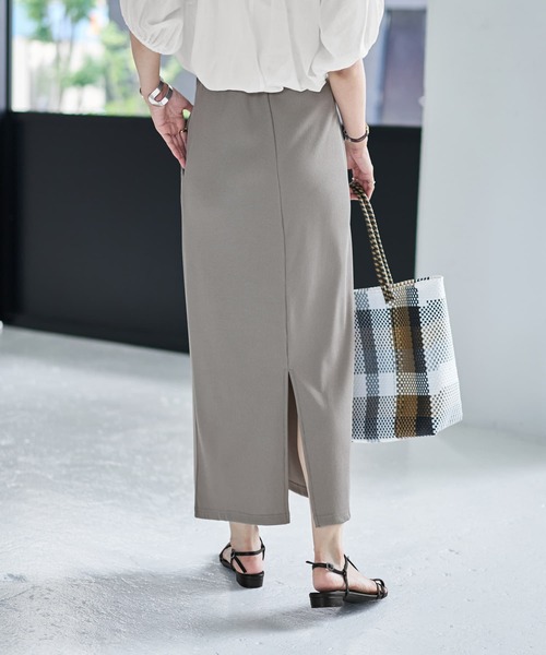 STYLE DELI(スタイルデリ)の「ハリ感に優れたリブ生地ナロースカート(スカート・レディース・グレー/ブラック・2/1)」の15枚目の写真