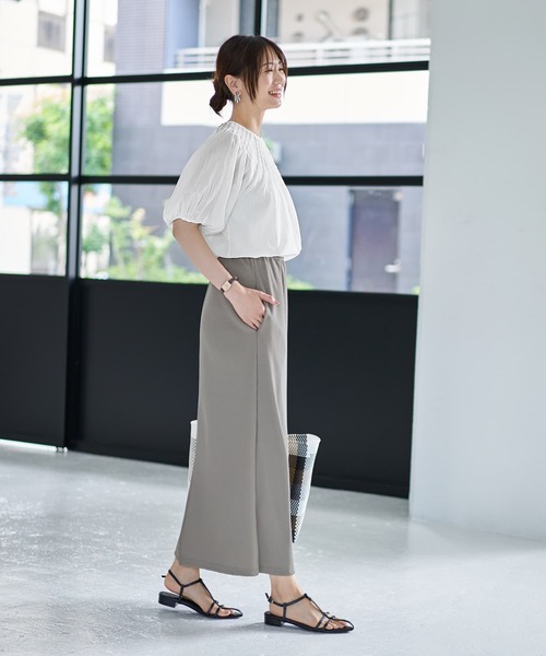 STYLE DELI(スタイルデリ)の「ハリ感に優れたリブ生地ナロースカート(スカート・レディース・グレー/ブラック・2/1)」の9枚目の写真