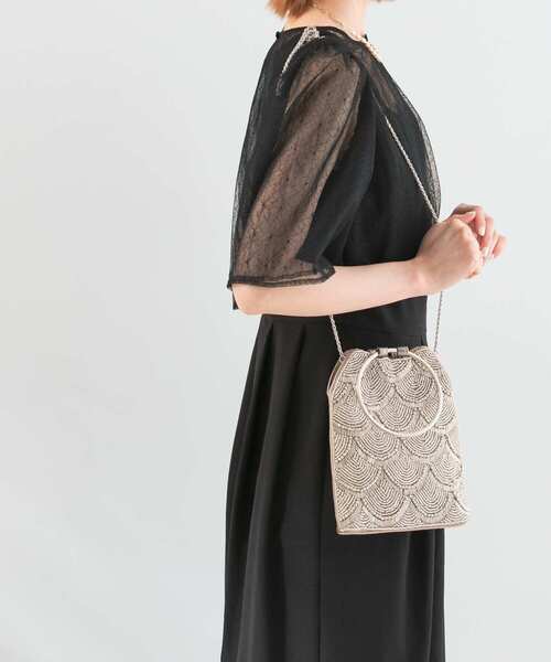 URBAN RESEARCH ROSSO WOMEN(アーバンリサーチ ロッソ)の「リングハンドルビジューバッグ(ハンドバッグ・レディース・ベージュ/シルバー・-)」の4枚目の写真