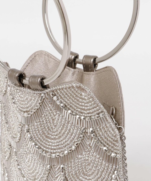 URBAN RESEARCH ROSSO WOMEN(アーバンリサーチ ロッソ)の「リングハンドルビジューバッグ(ハンドバッグ・レディース・ベージュ/シルバー・-)」の12枚目の写真
