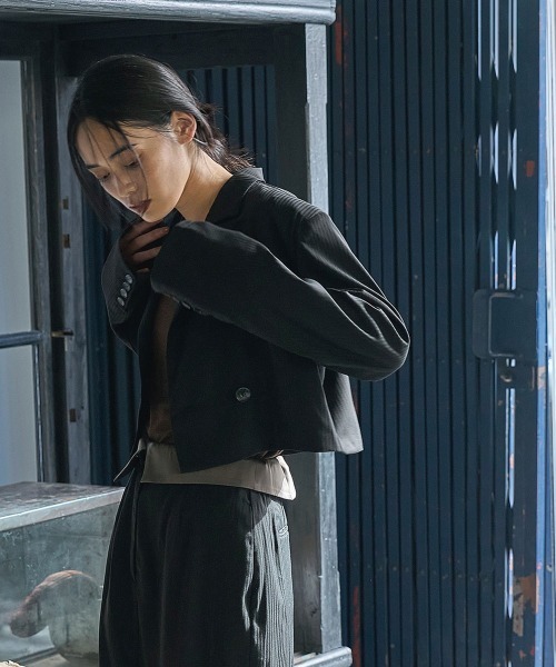 marjour(マージュール)の「SPENCER JACKET(テーラードジャケット・レディース・ブラック・M)」の18枚目の写真