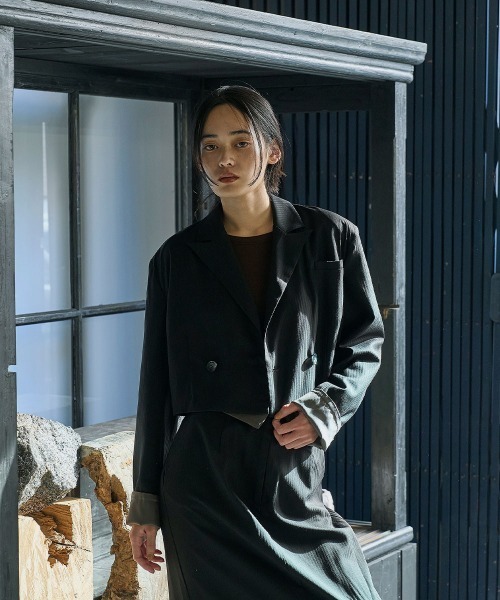 marjour(マージュール)の「SPENCER JACKET(テーラードジャケット・レディース・ブラック・M)」の2枚目の写真