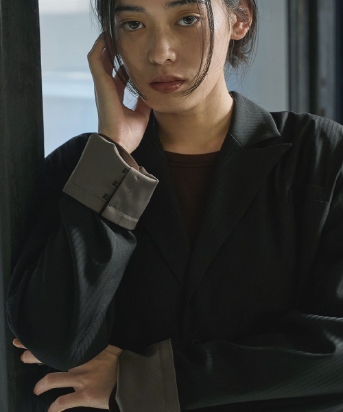 marjour(マージュール)の「SPENCER JACKET(テーラードジャケット・レディース・ブラック・M)」の4枚目の写真