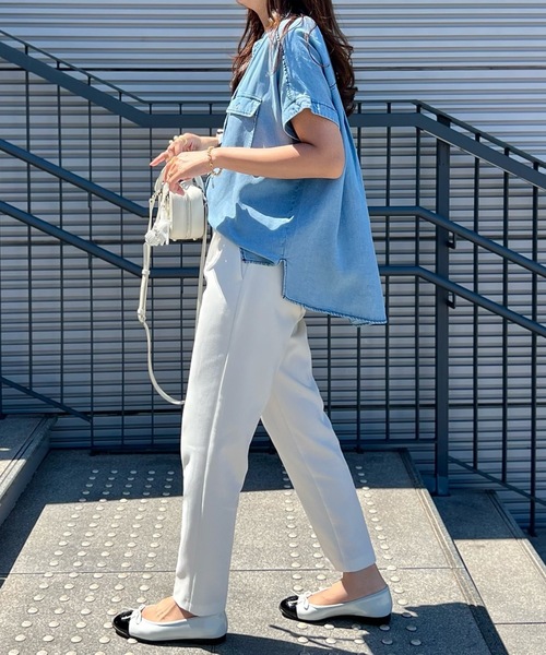 GOLD釦キーネックデニムシャツ Emma Taylor│STYLEDOOR スタイルドア