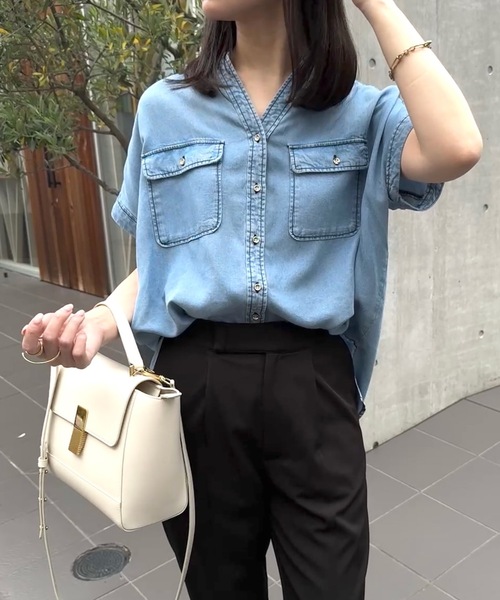 GOLD釦キーネックデニムシャツ Emma Taylor│STYLEDOOR スタイルドア