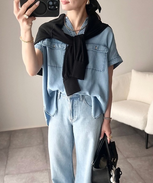 GOLD釦キーネックデニムシャツ Emma Taylor│STYLEDOOR スタイルドア