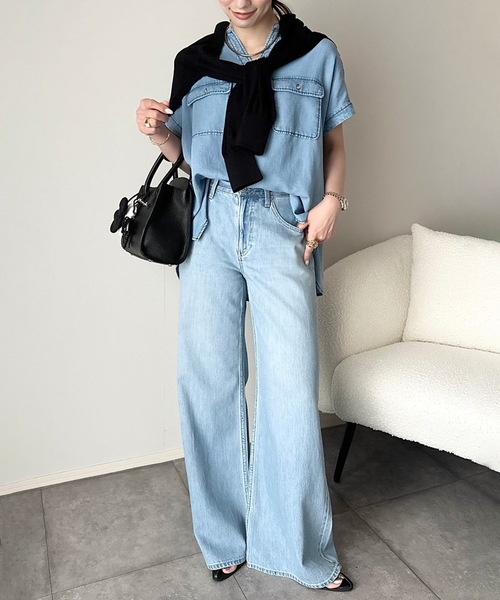 ブラウス シャツ GOLD釦キーネックデニムシャツ レディース GOLD釦キーネックデニムシャツ Emma Taylor│STYLEDOOR スタイルドア