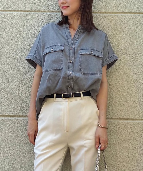 GOLD釦キーネックデニムシャツ Emma Taylor│STYLEDOOR スタイルドア