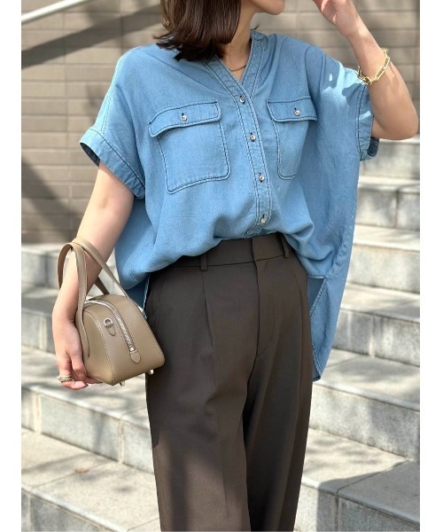 GOLD釦キーネックデニムシャツ Emma Taylor│STYLEDOOR スタイルドア