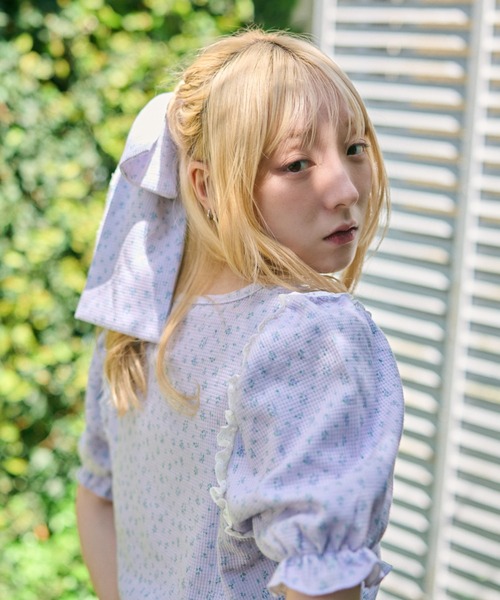 kutir（クティール）の「【クティールとレトロ】花柄レースリボンバレッタ（バレッタ/ヘアクリップ・レディース・ブルー/ホワイト系その他/ベージュ/パープル・FREE）」の11枚目の写真