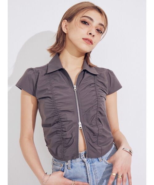 EVRIS（エヴリス）の「フロントジップシャーリングクロップドシャツ（シャツ/ブラウス・レディース・グレー/ブルー/ホワイト・FREE）」の9枚目の写真