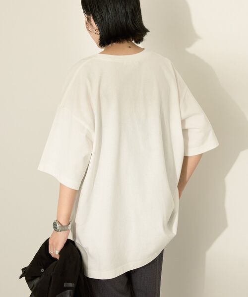 AMERICAN HOLIC(アメリカンホリック)の「サークルロゴTシャツ(Tシャツ/カットソー・レディース・オフホワイト/チャコールグレー/ホワイト系その他・FREE)」の7枚目の写真