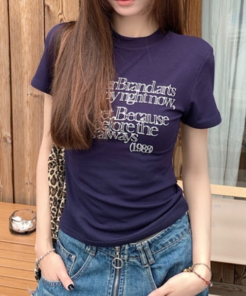 Vipoa（ヴィポア）の「ロゴスリムTEE（Tシャツ/カットソー・レディース・ブラック/ネイビー/ホワイト/ライトグレー・FREE）」の4枚目の写真