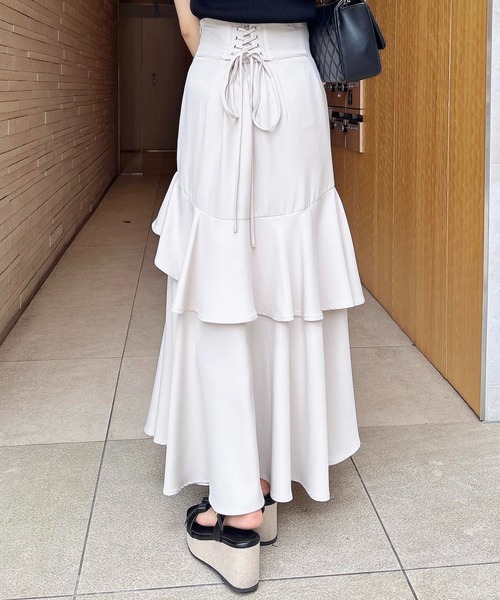 INGNI（イング）の「バックレースアップアシメスリットスカート／A（スカート・レディース・グレー/ブラック/ライトベージュ/ライトグリーン・FREE）」の8枚目の写真