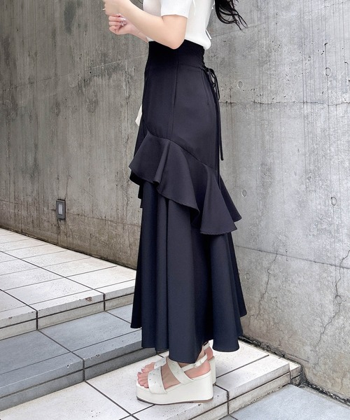 INGNI（イング）の「バックレースアップアシメスリットスカート／A（スカート・レディース・グレー/ブラック/ライトベージュ/ライトグリーン・FREE）」の15枚目の写真