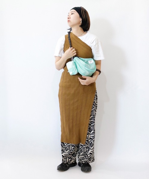 ACCOMMODE（アコモデ）の「カラップカスタムミニポーチ（ポーチ・レディース・ブラック/アイボリー/カーキ/ブルー/グレー/ミント/オレンジ/パープル・FREE）」の19枚目の写真