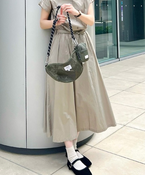 ACCOMMODE（アコモデ）の「カラップカスタムミニポーチ（ポーチ・レディース・ブラック/アイボリー/カーキ/ブルー/グレー/ミント/オレンジ/パープル・FREE）」の14枚目の写真