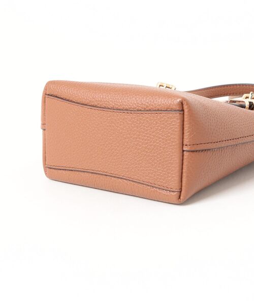 MICHAEL KORS(マイケルコース)の「QUINN トート クロスボディ エクストラスモール(ショルダーバッグ・レディース・ブラウン系・FREE)」の7枚目の写真