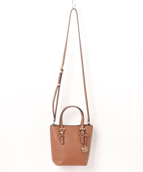 MICHAEL KORS(マイケルコース)の「QUINN トート クロスボディ エクストラスモール(ショルダーバッグ・レディース・ブラウン系・FREE)」の5枚目の写真