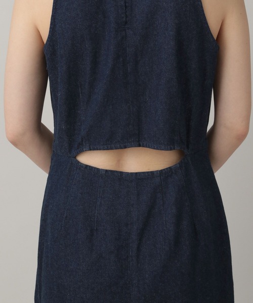 A part by(アパートバイ)の「Apbバックホールデニムワンピース(ワンピース・レディース・ネイビー/ボルドー・SMALL/MEDIUM)」の11枚目の写真