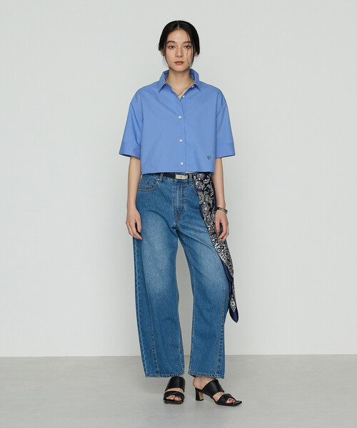 COMME CA(コムサ)の「コットンキュプラストライプ/バルキーオックスフォード 半袖クロップドシャツ(シャツ/ブラウス・レディース・ブルー/ストライプ・9号)」の14枚目の写真