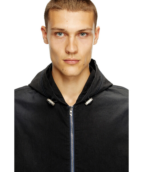 DIESEL(ディーゼル)の「メンズ ジョグ ブルゾン D-WYNNY JOGG(ブルゾン・メンズ・ブラック・SMALL/MEDIUM/X-LARGE/X-SMALL/XX-LARGE/LARGE)」の5枚目の写真