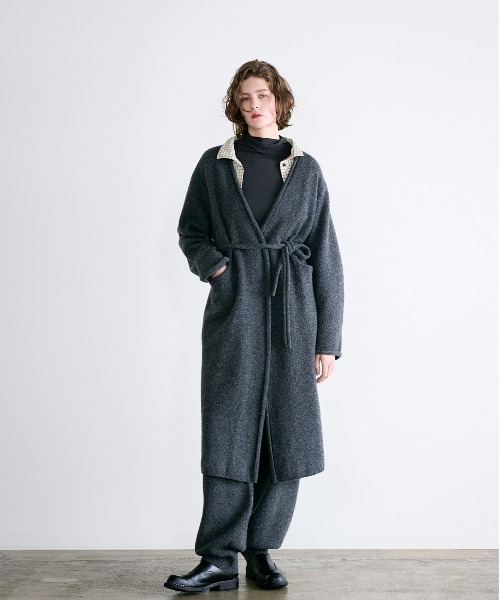 WALANCE(ワランス)の「boiled wool long cardigan(カーディガン/ボレロ・レディース・チャコール/ライトベージュ・FREE)」の3枚目の写真