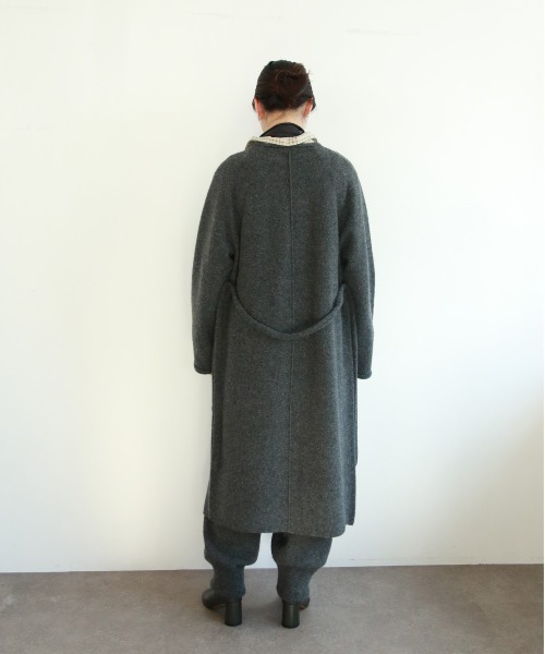 WALANCE(ワランス)の「boiled wool long cardigan(カーディガン/ボレロ・レディース・チャコール/ライトベージュ・FREE)」の19枚目の写真