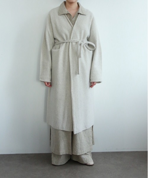 WALANCE(ワランス)の「boiled wool long cardigan(カーディガン/ボレロ・レディース・チャコール/ライトベージュ・FREE)」の20枚目の写真