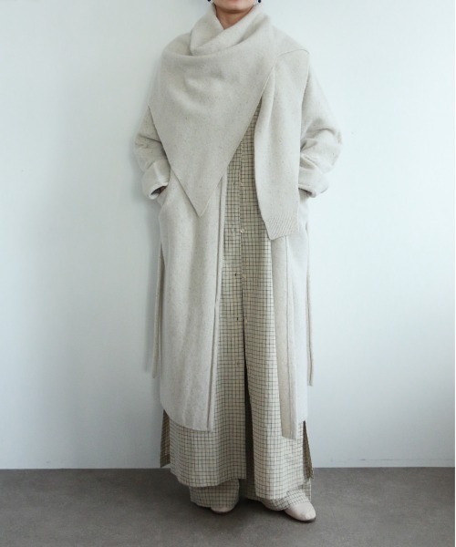 WALANCE(ワランス)の「boiled wool long cardigan(カーディガン/ボレロ・レディース・チャコール/ライトベージュ・FREE)」の22枚目の写真