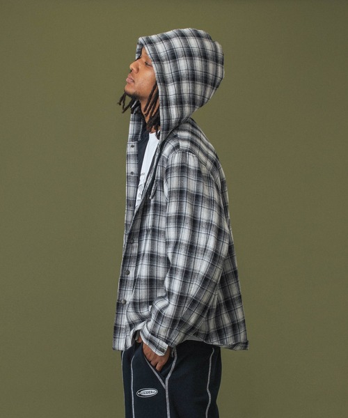 XLARGE（エクストララージ）の「HOODED FLANNEL SHIRT（シャツ/ブラウス・メンズ・ブラック/ブラウン/ネイビー・S/M/L/XL）」の8枚目の写真